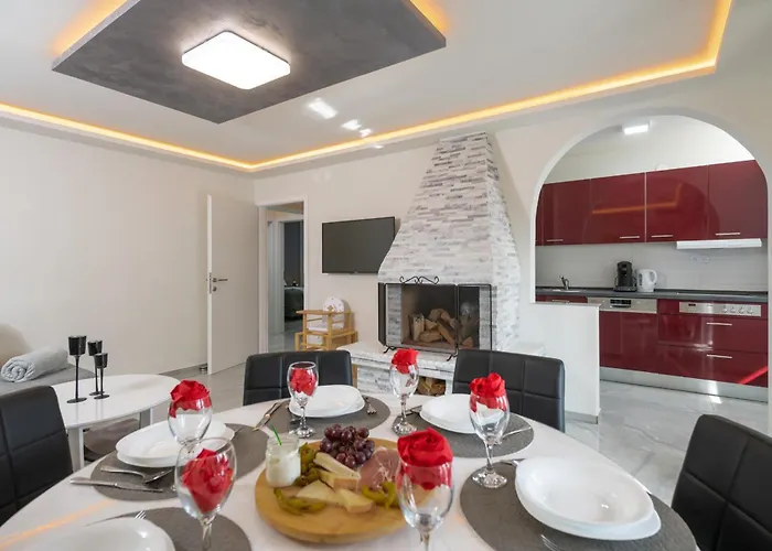 Lili Near The Appartement